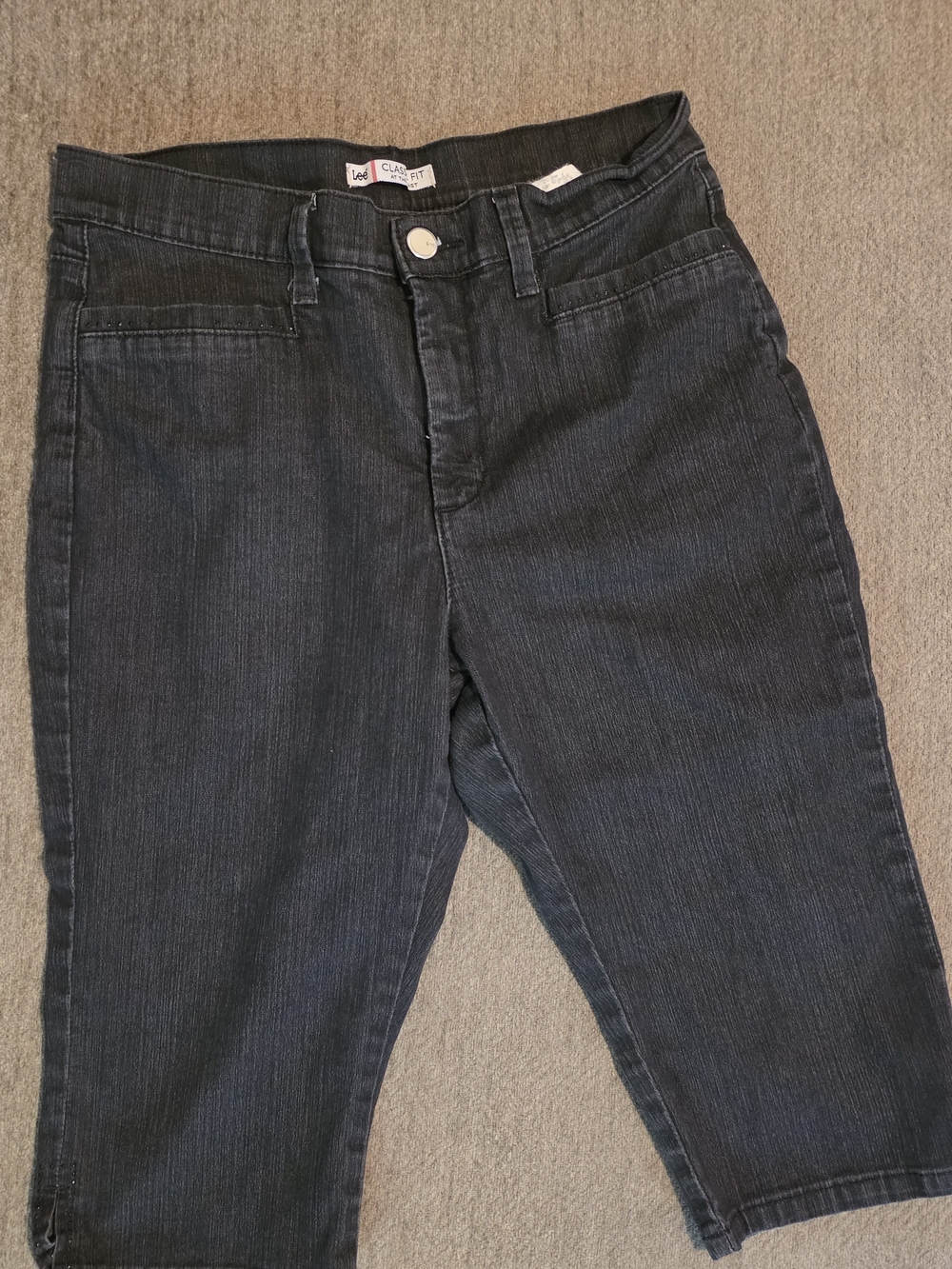Lee Classic Fit Women's Black Jean Shorts Medium
